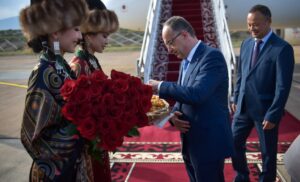Президент Албании прибыл в Кыргызстан